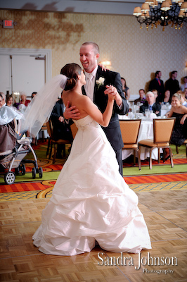 Best First Baptist Orlando Wedding photographer - Sandra Johnson (SJFoto.com)